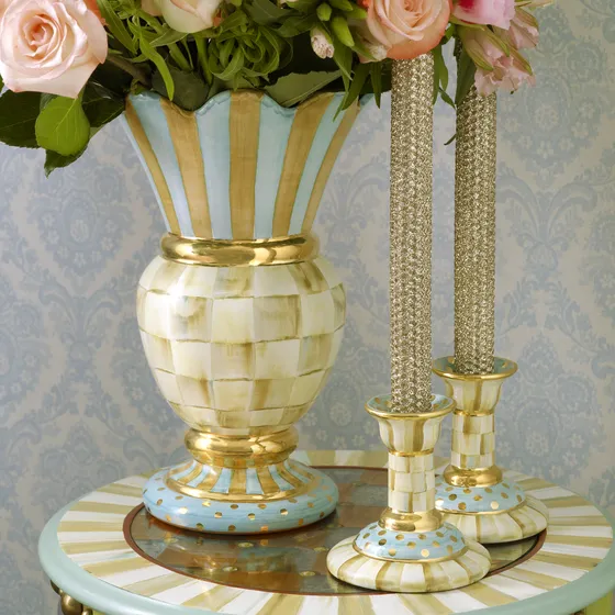 candle stand-