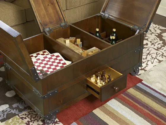 Trunk cocktail-table