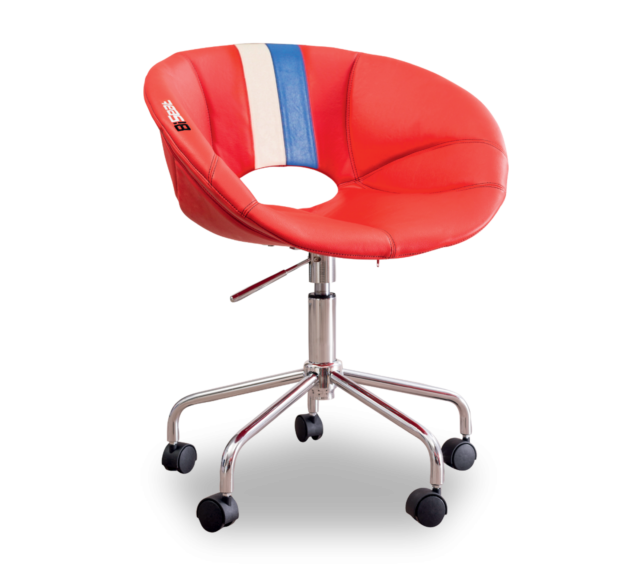 CHAIR Fine Art Qatar