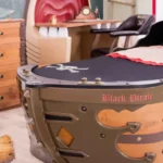 BLACK PIRATE-MEDIUM SHIP-BED