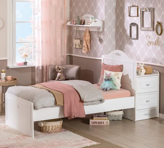 CONVERTIBLE-BABY BED