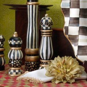 Courtly Check Pepper Mill