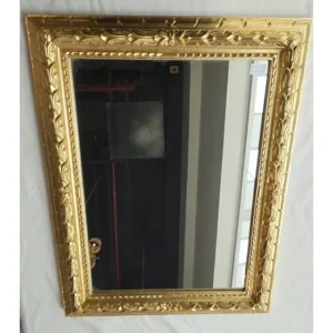 Wall mirror